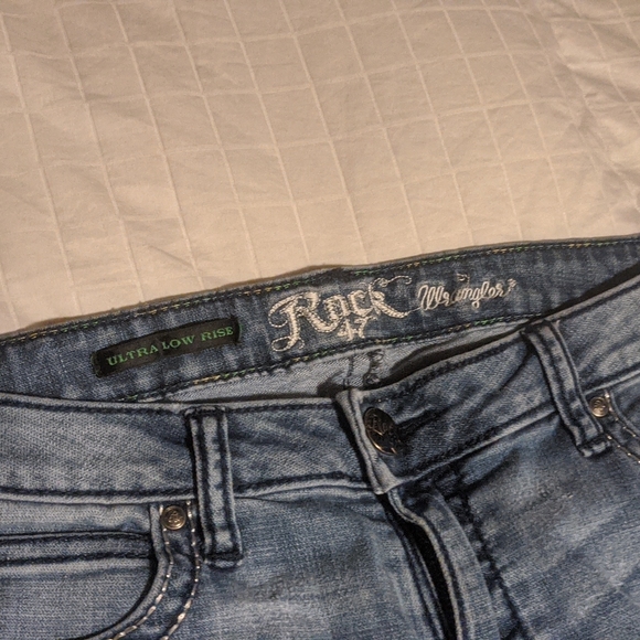y2k ultra low flared jeans - Picture 2 of 5